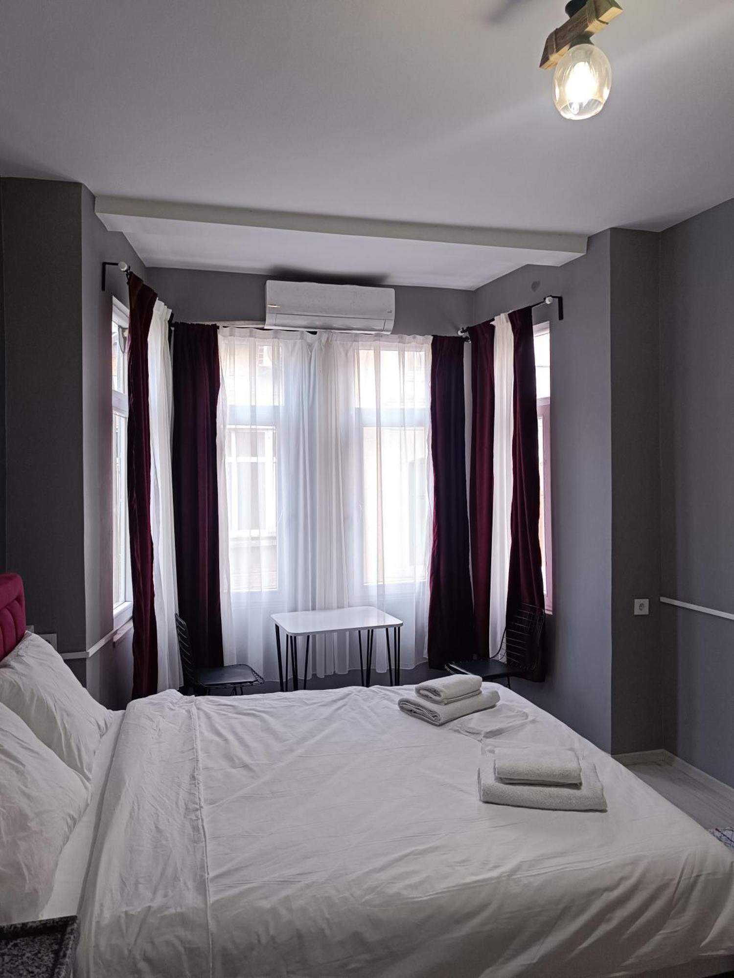 Taksim Street House Aparthotel Istanboel Buitenkant foto